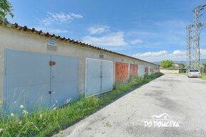 DO DOMČEKA | Murovaná garáž pri záhradkárskej oblasti, Parti - 4