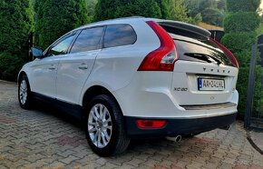 VOLVO XC60 2.4d 4x4 A/T FULL VÝBAVA SUMMUM R:2012 SUPER STAV - 4