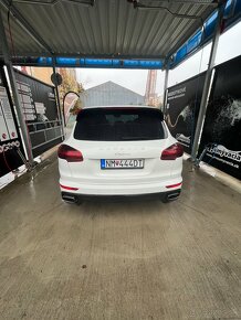 PORSCHE CAYENNE II.FL 3,0 D 240 kW - 4