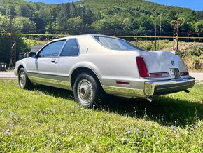 Lincoln Mark VII - 4