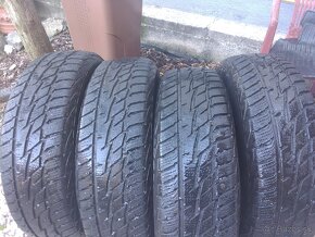 Predám zimné 225/75 R16 matador - 4