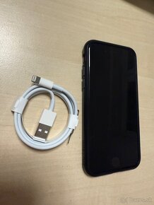 Iphone SE 64GB červený - 4