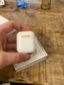 Airpods - 4