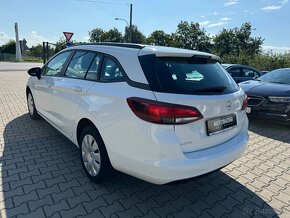 Opel Astra 1.6 CDTI Combi - 4