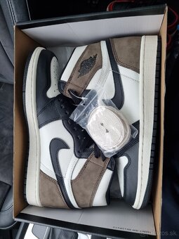 Air Jordan 1 High Mocha - 4