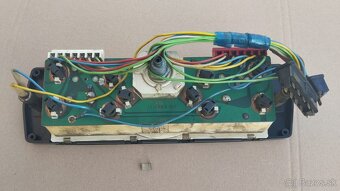 Přístrojová, palubna deska, budíky, tachometr Škoda 105. - 4