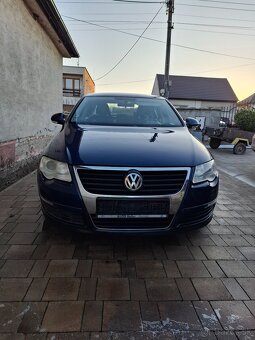 Rozpredám pasat b6 1.4tsi rok 2010 facelift - 4