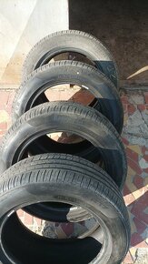 225/55r17 - 4