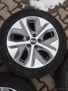 KIA E-niro 17"215/55 R17 originálne hliníkové disky - 4