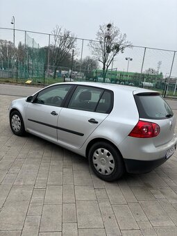 Volkswagen Golf 5 1.4 55 kW - 4