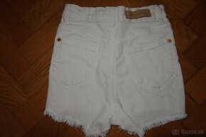 Biele džínsové šortky Bershka veľ. XS - 4