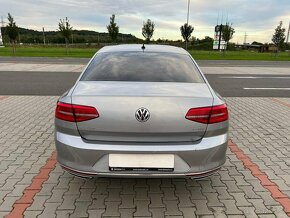 Volkswagen Passat 2.0 TDi R-line DSG Full LED ČR - 4