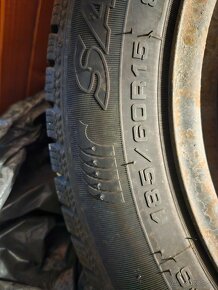 Predám zimné pneu Sava 185/60 r15, ako nové - 4