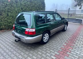 Subaru Forester 2,0i 4x4 klima Nová STK benzín manuál 92 kw - 4