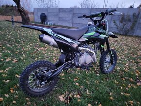 Pitbike STOMP 140 - 4