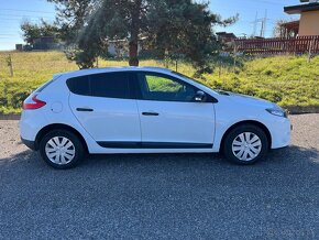 Renault Megane 1.6 16V Adventage, 81KW M6, 5d. - 4