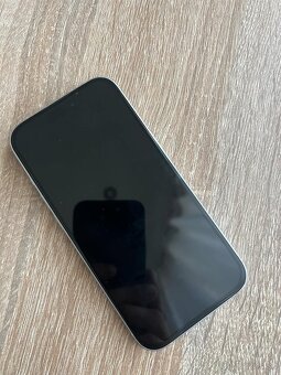 iPhone 15 128GB - 4