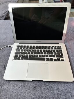 MacBook Air 13 inch Early 2015 - 4