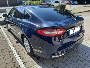 Ford Mondeo MK5 - 4