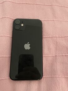 Krásny Iphone 11 64GB batéria 96% - 4