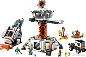 LEGO® City 60434 Vesmírna základňa a štartovacia plošina - 4