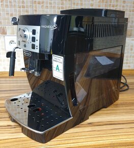 predám kávovar DeLonghi - 4