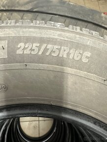 225/75R16C - 4