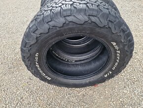 SUV pneu BFGoodrich A/T   265/65R18 - 4