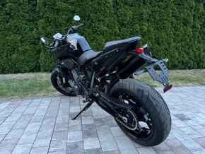 KTM Duke 890 AKRAPOVIČ - 4