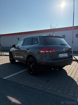 VW Touareg 4.2 TDI - 4