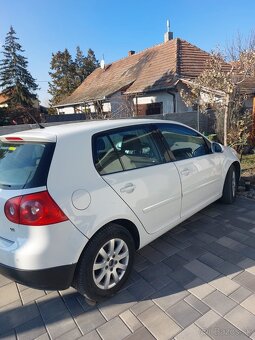 Golf 1.6 - 4