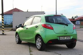 Mazda 2 1.3i CE Pro - 4