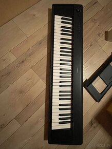 Yamaha NP-15B Digitálne stage piano Black - 4