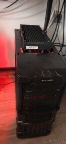 AMD FX 8320, GeForce GTX 1070 8GB, 16Gb RAM, 256Gb SSD - 4