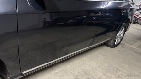 Lave zpredné dvere metalíza LC9X VW Passat B7 kombi 2012 - 4