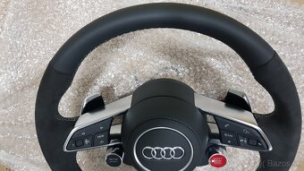 Predam Audi RS novy volant - 4