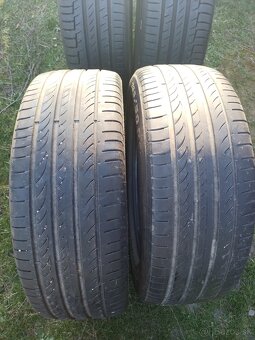 Predám sadu letných pneu 235/50r19 - 4