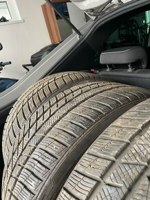 235/40 R19 BARUM POLARIS 5 - 4