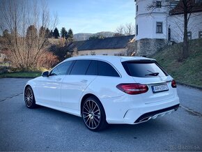 Mercedes-Benz C220d AMG 4-matic - 4