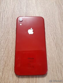 iPhone XR / 64GB Červený prasknutý displej - 4