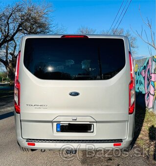 PREDÁM FORD TOURNEO CUSTOM TITANIUM L2. 136kw - 4