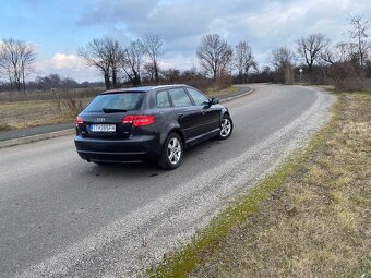 Predám Audi a3 sportback 1.6tdi - 4