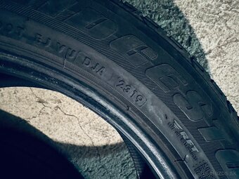 Bridgestone Dueler H/P RFT 255/50R19, 285/45R19 - 4