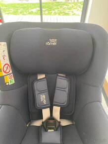 Britax ROMER Dualfix M i-Size Ba - 4