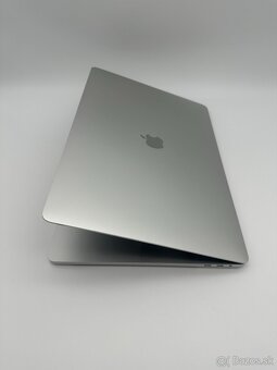 MacBook Pro 16" 2019 CTO Silver i9 | 32/512GB + ZÁRUKA - 4