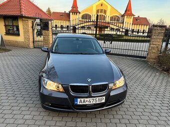 BMW e90 320 benzín , 95kw ,118000km - 4