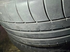 Pneu 275/40 R22 - 4