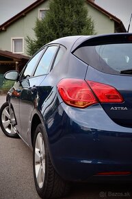 OPEL ASTRA J 1.4 BENZÍN - 4