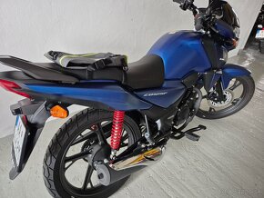 HONDA CBF125 - 4