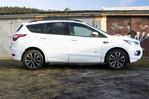 Ford Kuga 2.0 TDCi Duratorq Vignale A/T AWD - 4